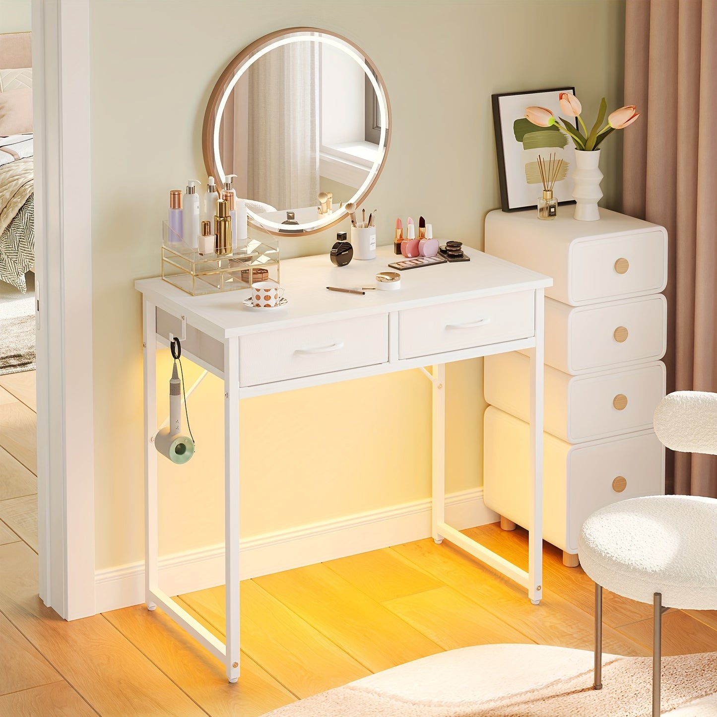 Vanity Small Desk with Lighting - Make Up Must Haves, 31\
