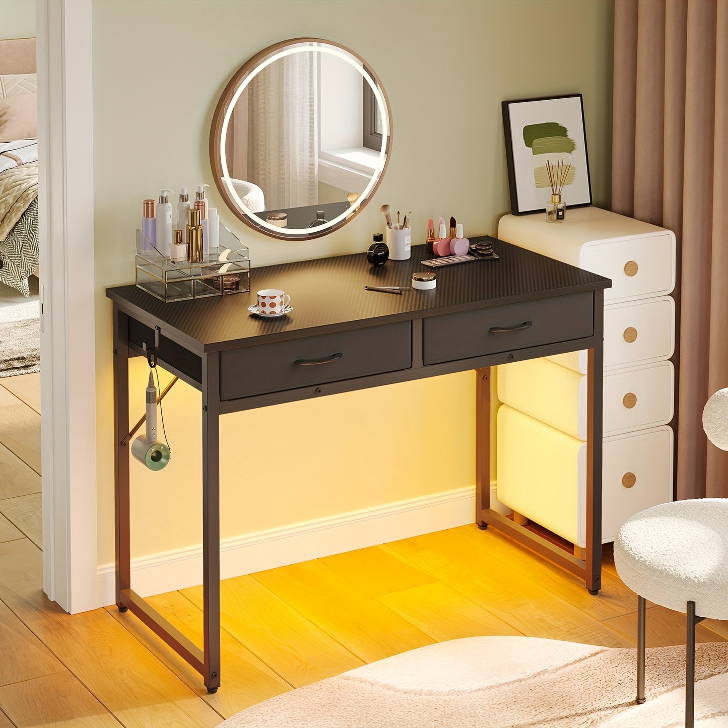 Vanity Small Desk with Lighting - Make Up Must Haves, 31\